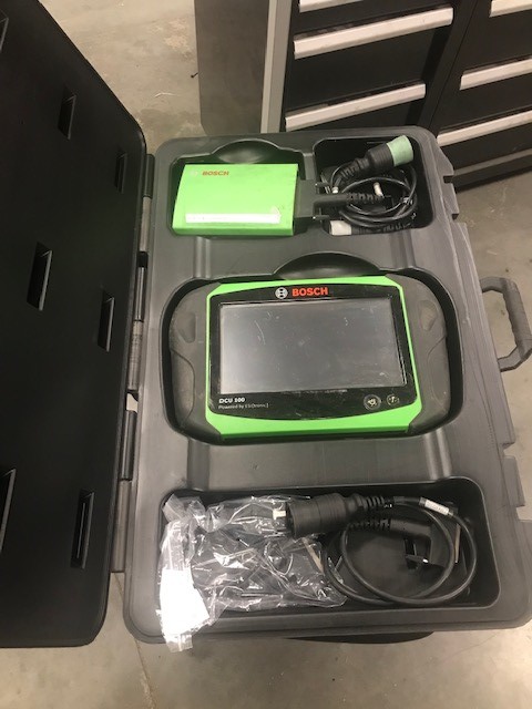 Bosch DCU 100 Diagnostic Scanner (SN 760616438)?
